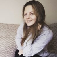 Roberta_Rose Adlı Modelin Çevrimdışı Sohbet Odası