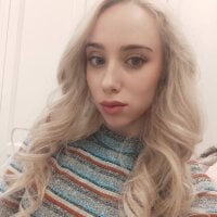 JeniferMoore Adlı Modelin Çevrimdışı Sohbet Odası