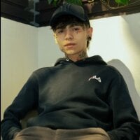 AcidMilo webcam