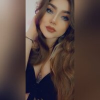 غرفة دردشة SweetCami69 دون اتصال