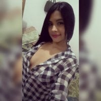 Lili_fox69's Offline Chat Room