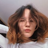 yourlovelystreamer model avatar