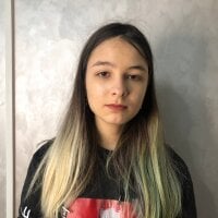 LleboGneli's Offline Chat Room