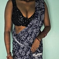 Ur_Lishaa webcam