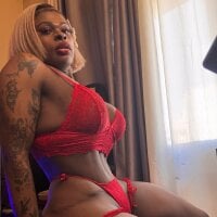 MizzErotixxxa4k webcam