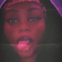 mzbrownie's Offline Chat Room