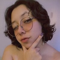 Milly_Roy2