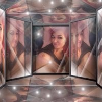 hotalissa's Offline Chat Room