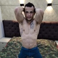 Demons_Sexx's Offline Chat Room