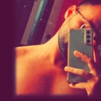 YoursThickDick webcam
