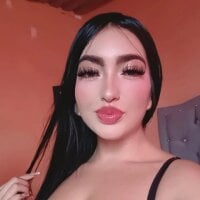 Lauraa_pink webcam model