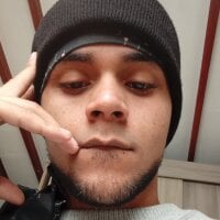 mastervic1's Offline Chat Room
