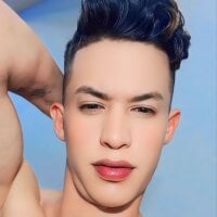 Leonardo-bigcock model avatar