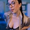 Curvy_Woman_