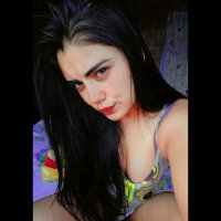 sandralili's Offline Chat Room