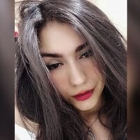 Arianna8 webcam model