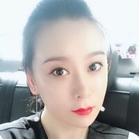 Betsy-Baby Adlı Modelin Çevrimdışı Sohbet Odası