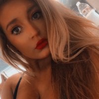 bigtitsmcgee10's Offline Chat Room