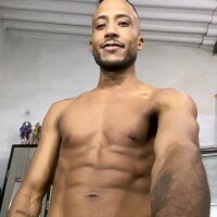 Dani_hot01