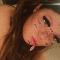 Kinkybellex webcam model