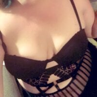 TiffanyOwen145 webcam