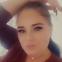 leahwolf69's Offline Chat Room