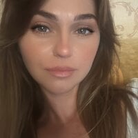 ElenaPlayful model avatar