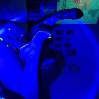 VoodooLover Adlı Modelin Çevrimdışı Sohbet Odası