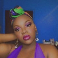 Chloesweetcheeks' Offline Chat Room