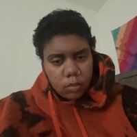 TheeSluttt's Offline Chat Room