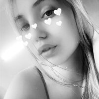 _FreeButterfly_'s Offline Chat Room