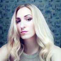 Julia_Ross' Offline Chat Room