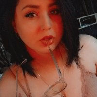 Madison_Dark's Offline Chat Room