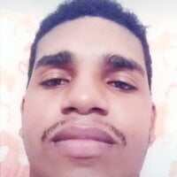 Pornomontro Adlı Modelin Çevrimdışı Sohbet Odası