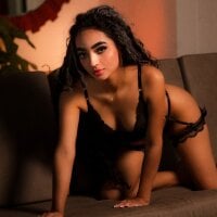 AdelineEvanss webcam model