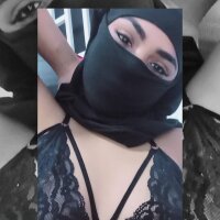 fiorellaariza's Offline Chat Room