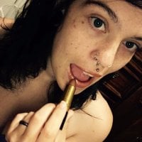 NerdyUnicornMILF69's Offline Chat Room