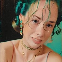 KrissyMoonshine999 webcam