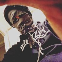 XxNoFacexX69's Offline Chat Room