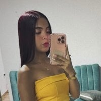 NAUGHTY_LITTLE_18 webcam