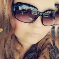 Uniquescorpio's Offline Chat Room