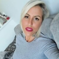 Savanah_Himeros offline chatrum