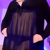 Fantasy_Vixxxen's Offline Chat Room