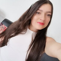 Evelyyn_Rose's Offline Chat Room