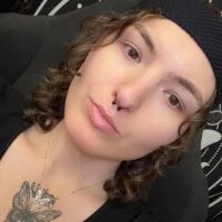 BrandiWRLD_999 webcam