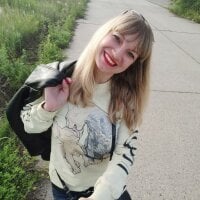 Adalina_Di offline chatrum