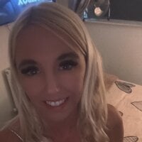Blonde-MissCheeky webcam