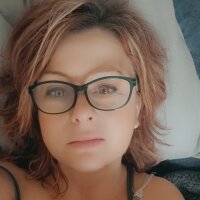 Bowdown1078 fully nude on webcam for live porn video chat