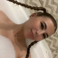 AriaAW webcam model