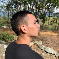 Chanfit696's Offline Chat Room